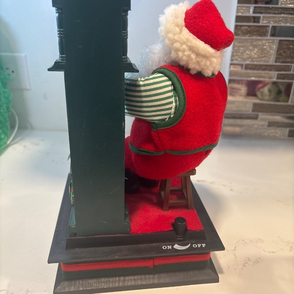 1993 Vintage Holiday Creations Santa At Grandfather Clock tested - Picture 5 of 7